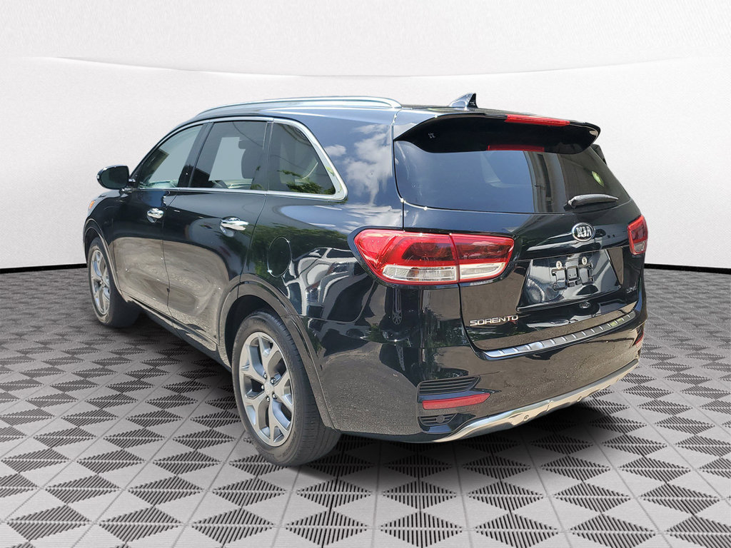 Used 2017 Kia Sorento SX FWD image 3