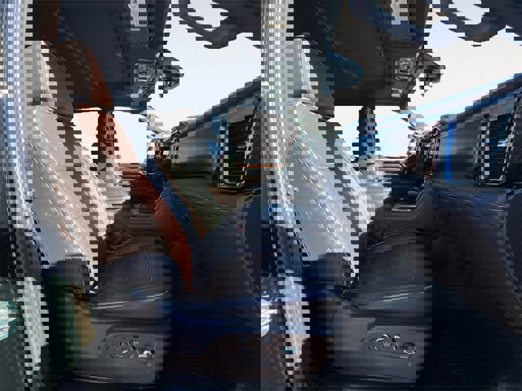 Used 2024 GMC Sierra 2500 Denali w/ Denali Reserve Package image 15