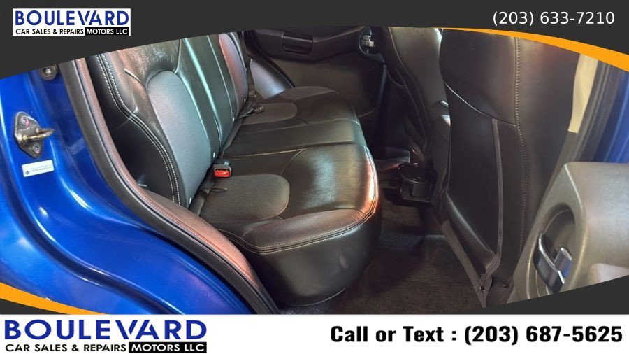 Used 2014 Nissan Xterra PRO-4X w/ Pro-4x Leather Package AWD/4WD image 34