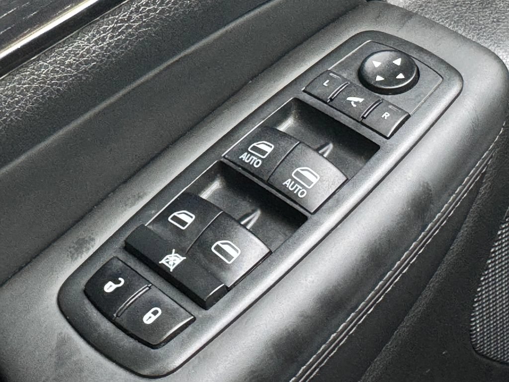 Used 2020 Jeep Grand Cherokee High Altitude AWD/4WD image 31