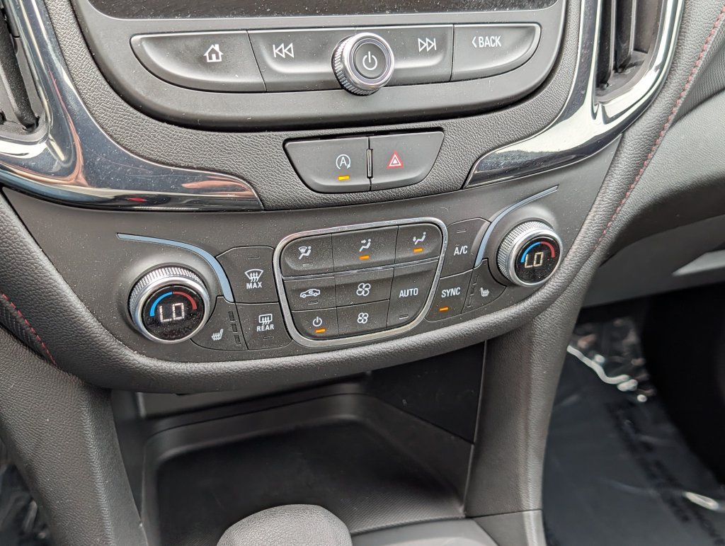 Used 2023 Chevrolet Equinox RS w/ RS Leather Package AWD/4WD image 22