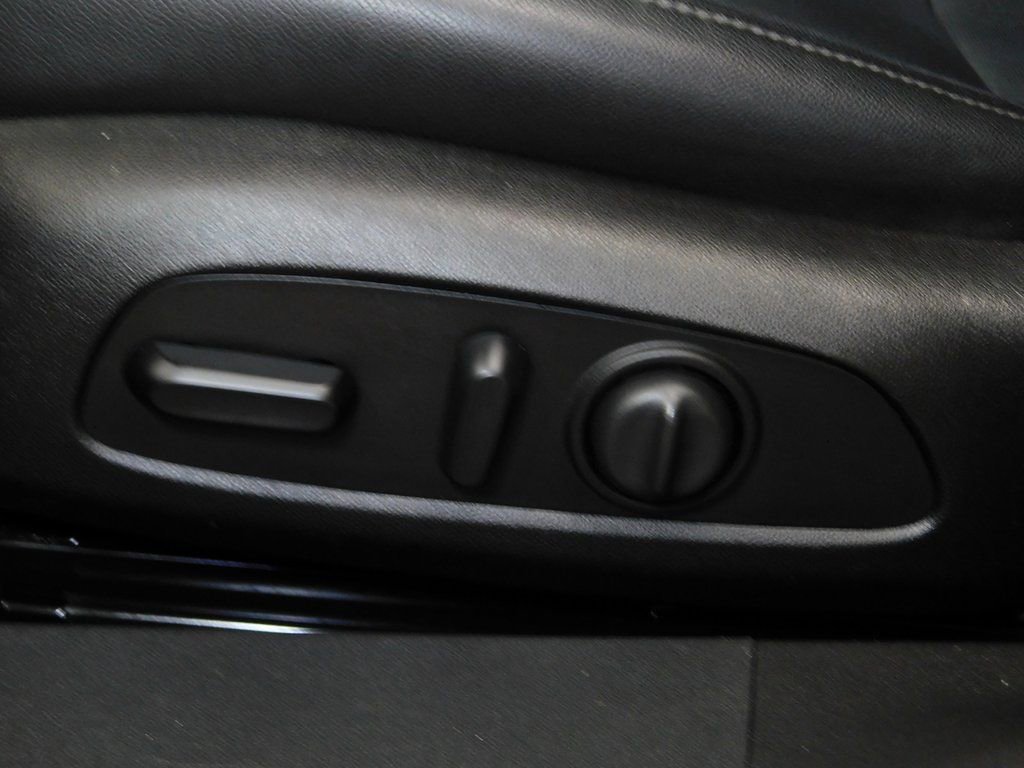 Used 2016 Chevrolet Malibu Premier w/ Driver Confidence Package II image 31