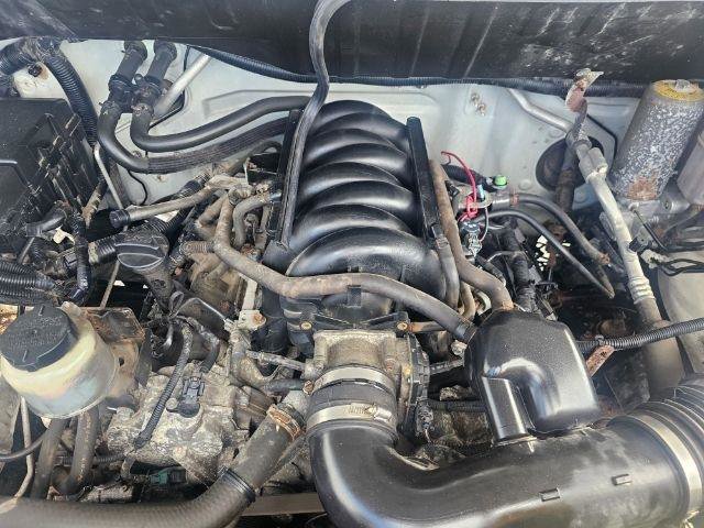 Used 2012 Nissan NV 2500 S w/ Side Curtain Airbag Pkg RWD image 34