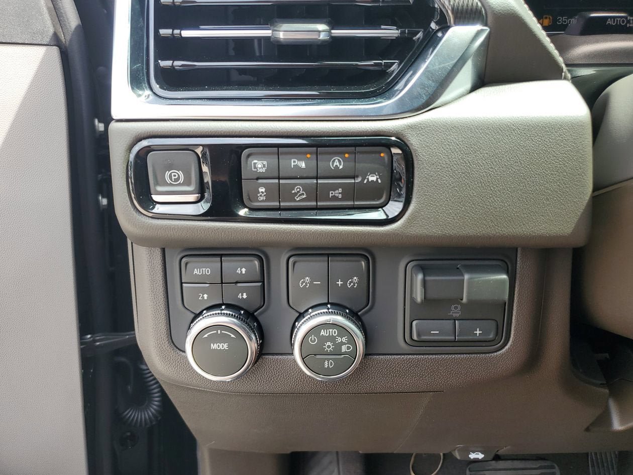 New 2026 GMC Yukon XL Elevation w/ Elevation Premium Package AWD/4WD image 29