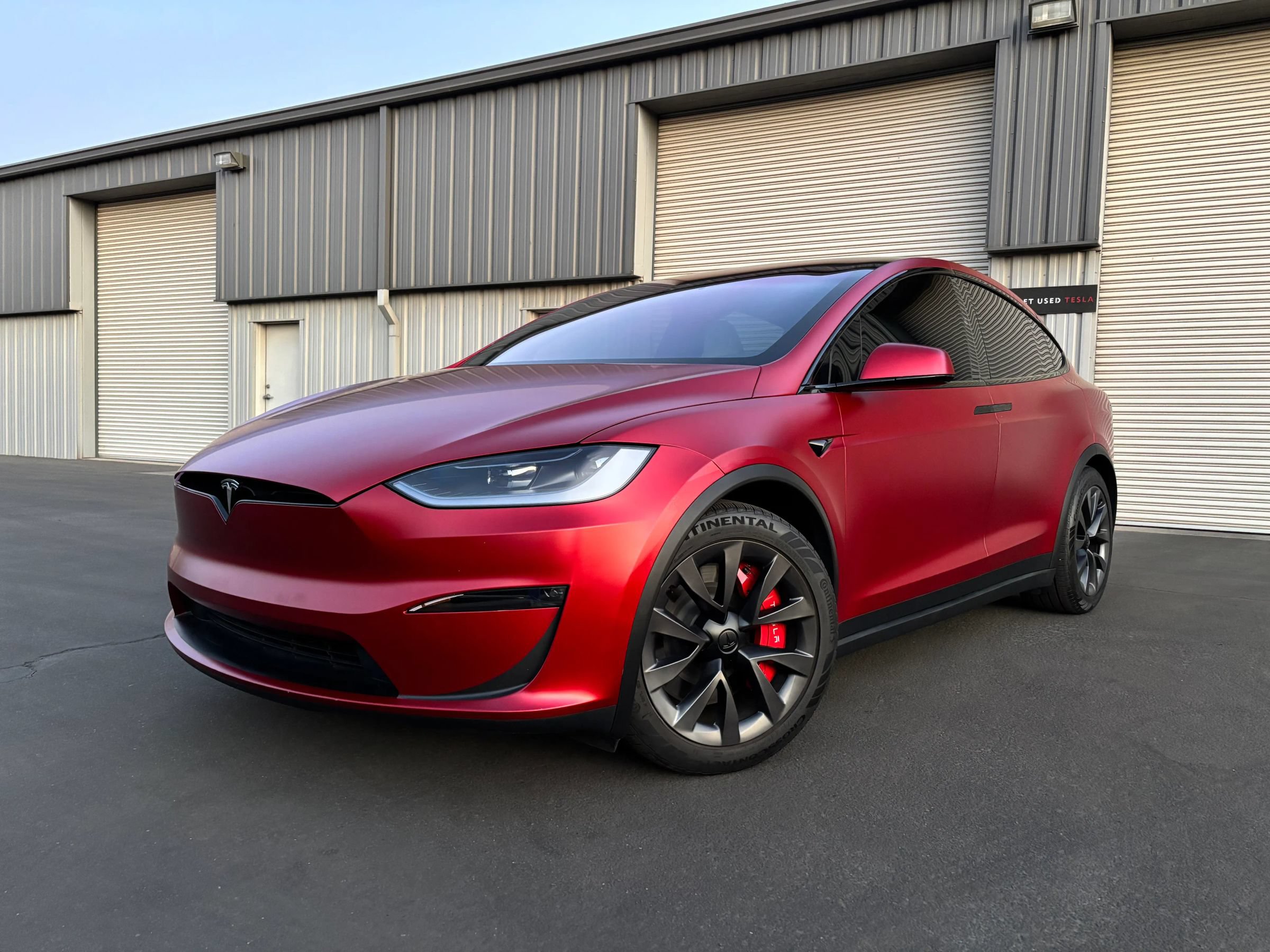 Used 2025 Tesla Model X AWD/4WD image 4