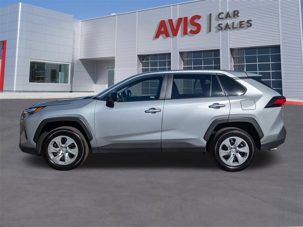 Used 2025 Toyota RAV4 LE image 10