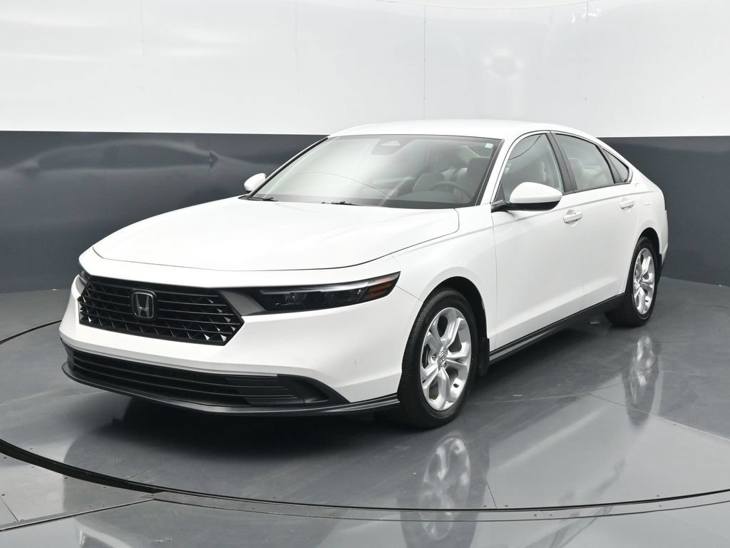 Used 2024 Honda Accord LX image 2