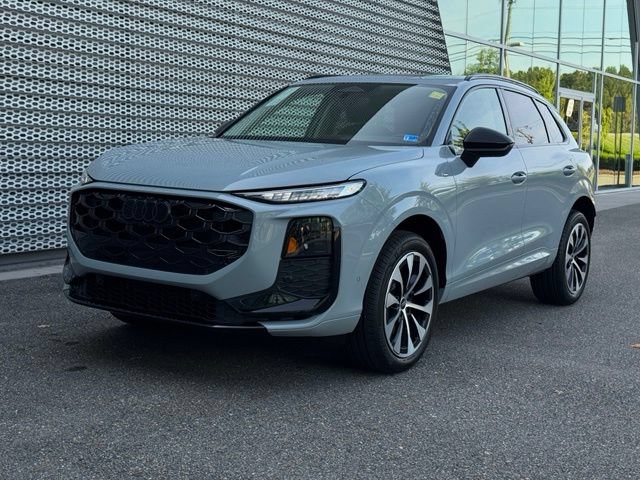 New 2026 Audi Q3 quattro 2.0T