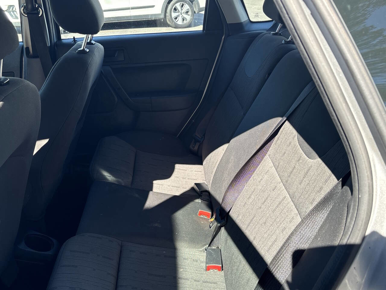 Used 2009 Ford Focus SE image 11