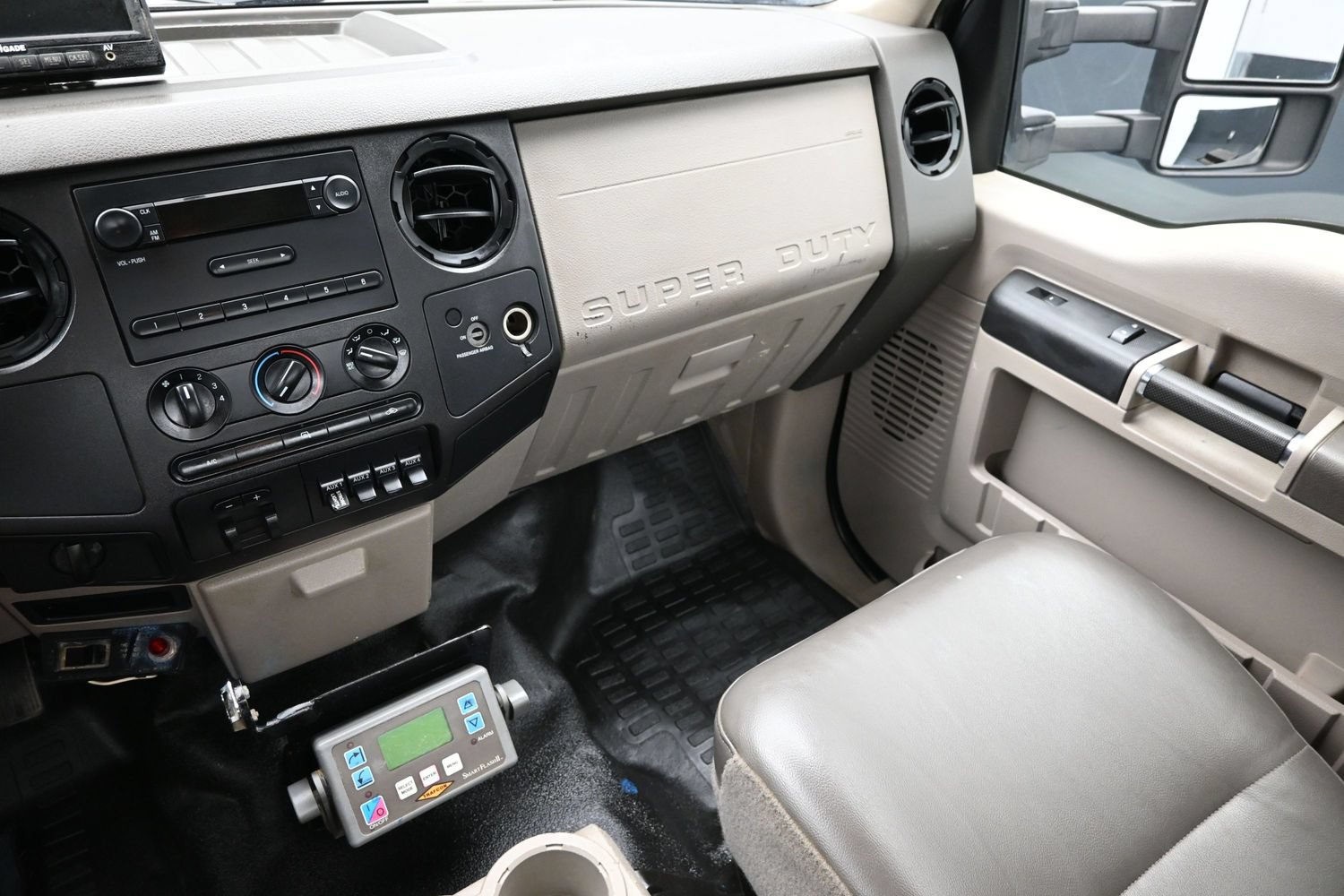 Used 2009 Ford F550 Luxury RWD image 26