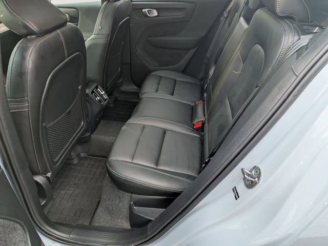 Used 2026 Volvo XC40 B5 Plus w/ Protection Package Premier image 24