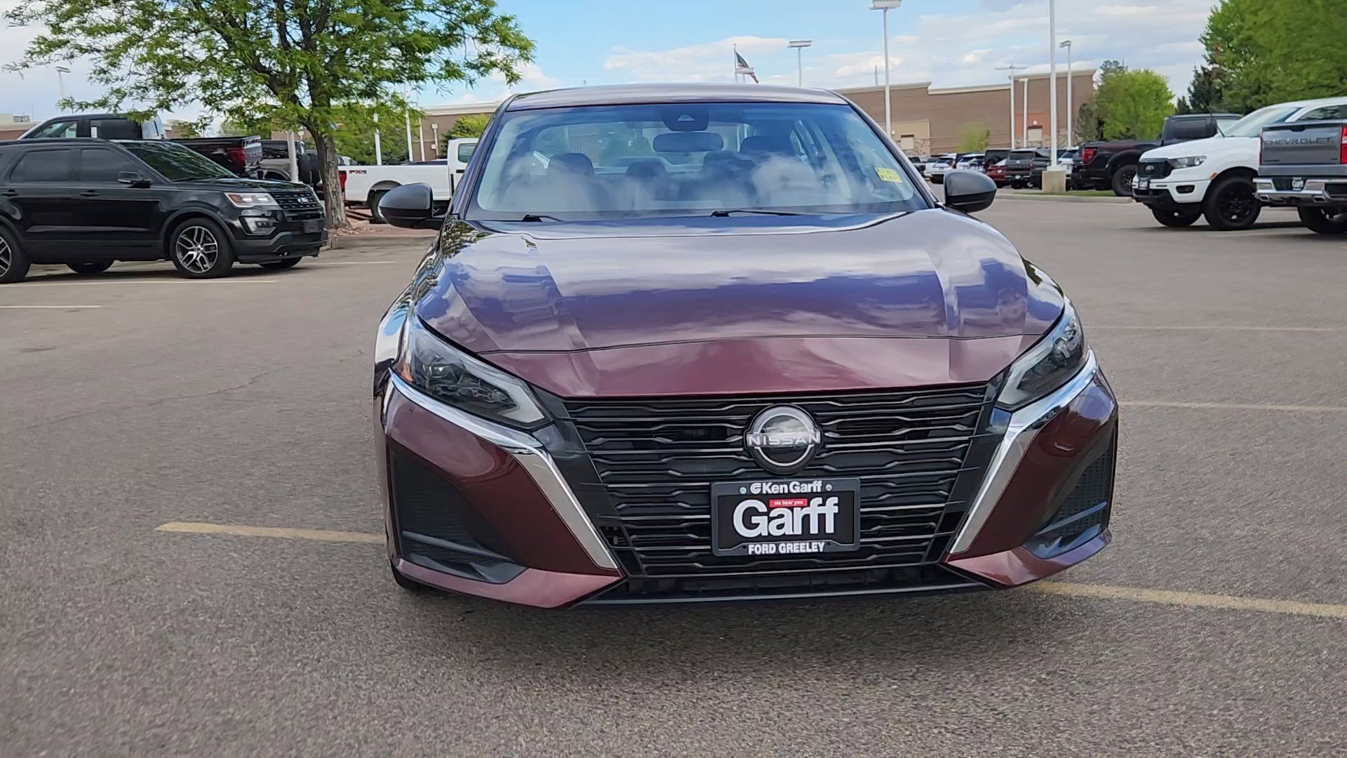 Used 2024 Nissan Altima 2.5 SV FWD image 4