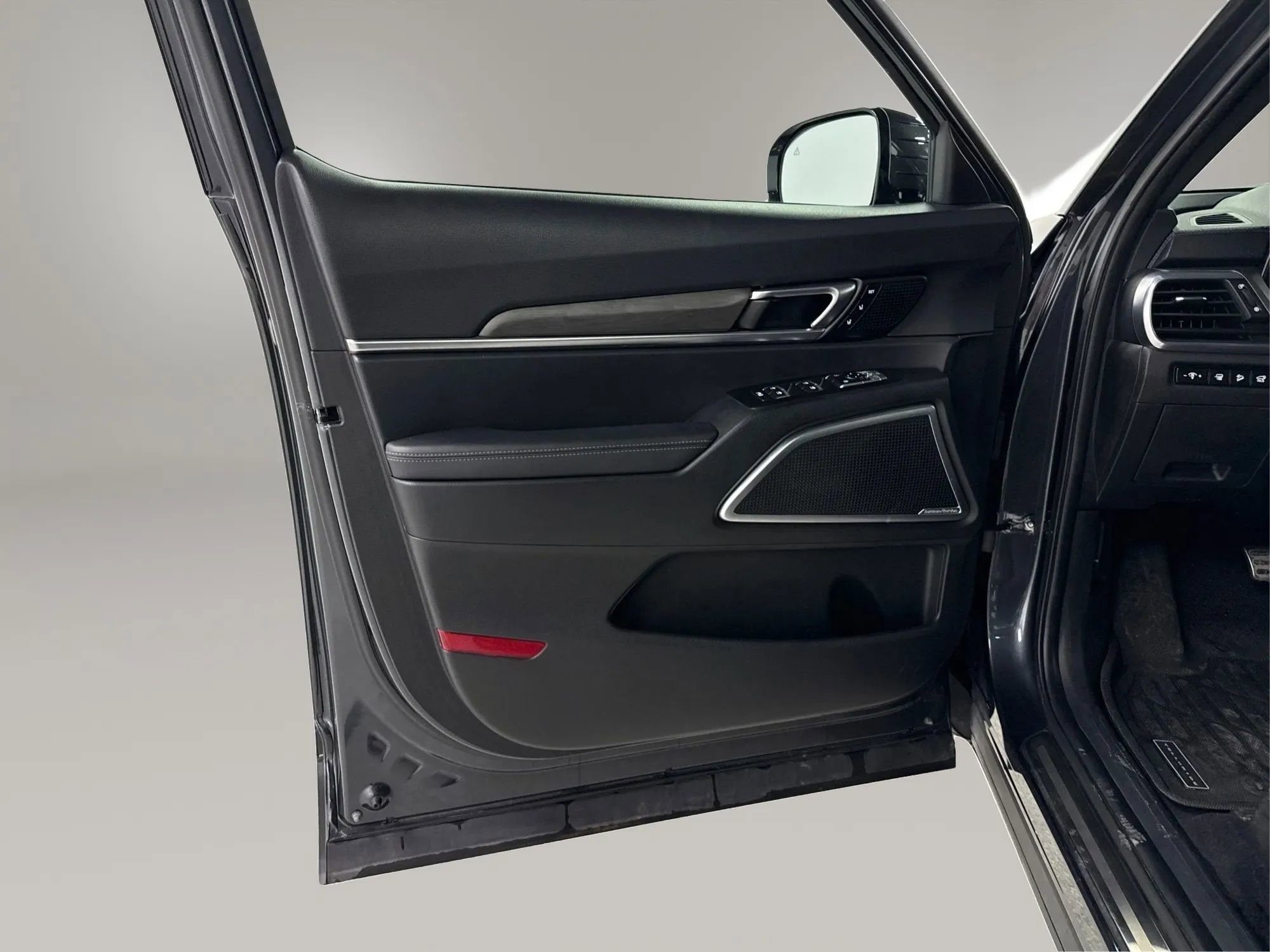 Used 2023 Kia Telluride AWD image 21