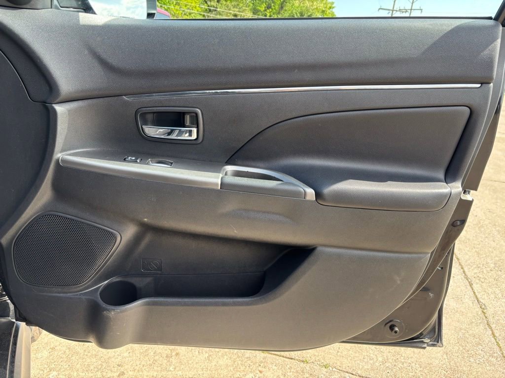 Used 2022 Mitsubishi Outlander Sport SE AWD/4WD image 29