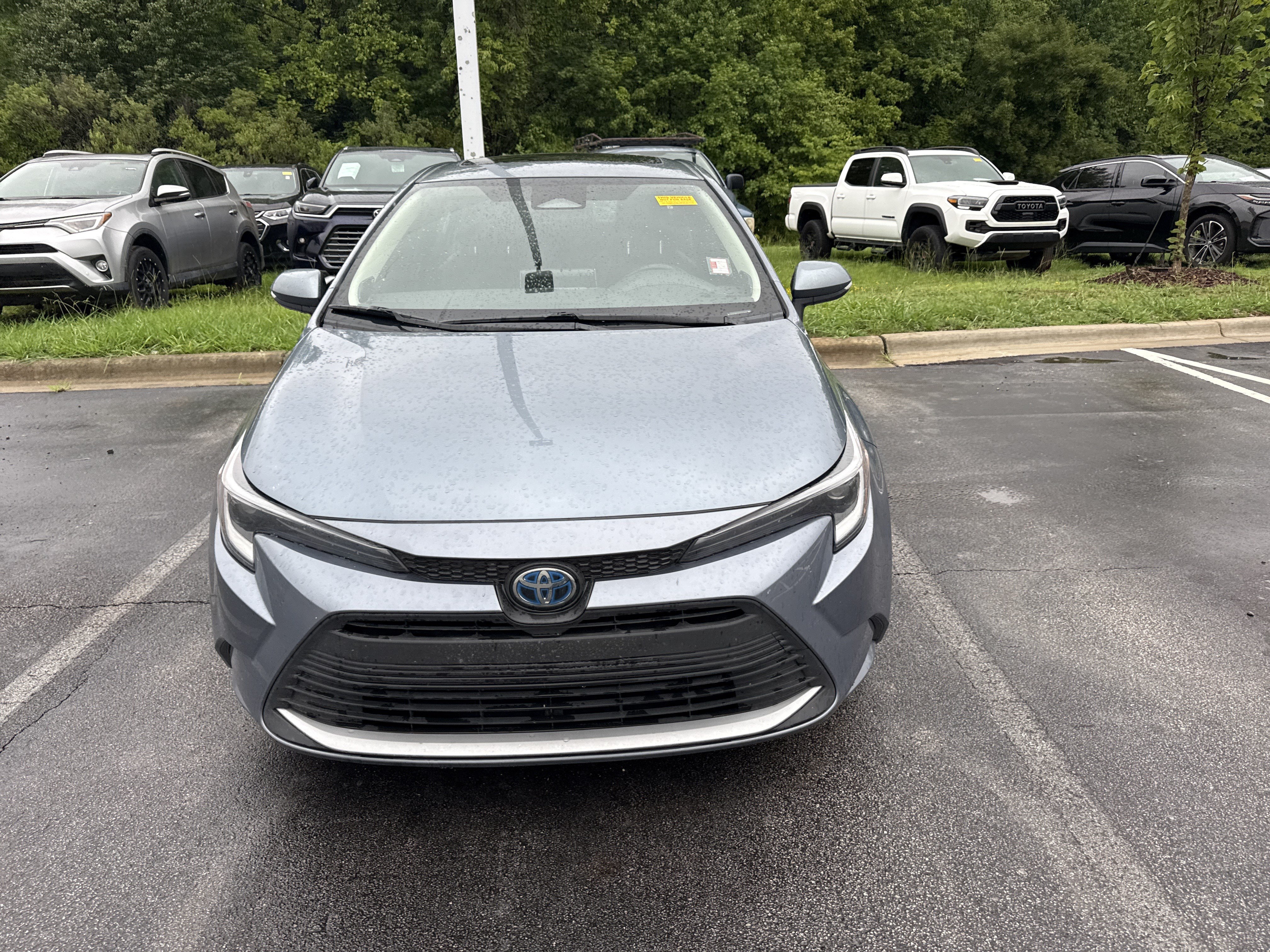 Used 2023 Toyota Corolla XLE FWD image 38