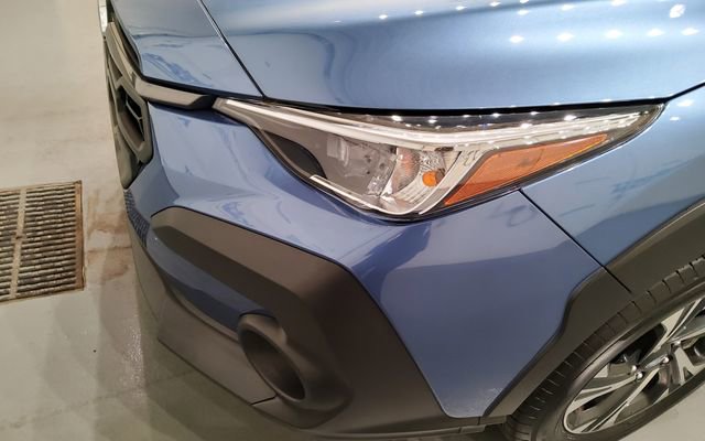 Used 2024 Subaru Crosstrek 2.0i Premium AWD/4WD image 6