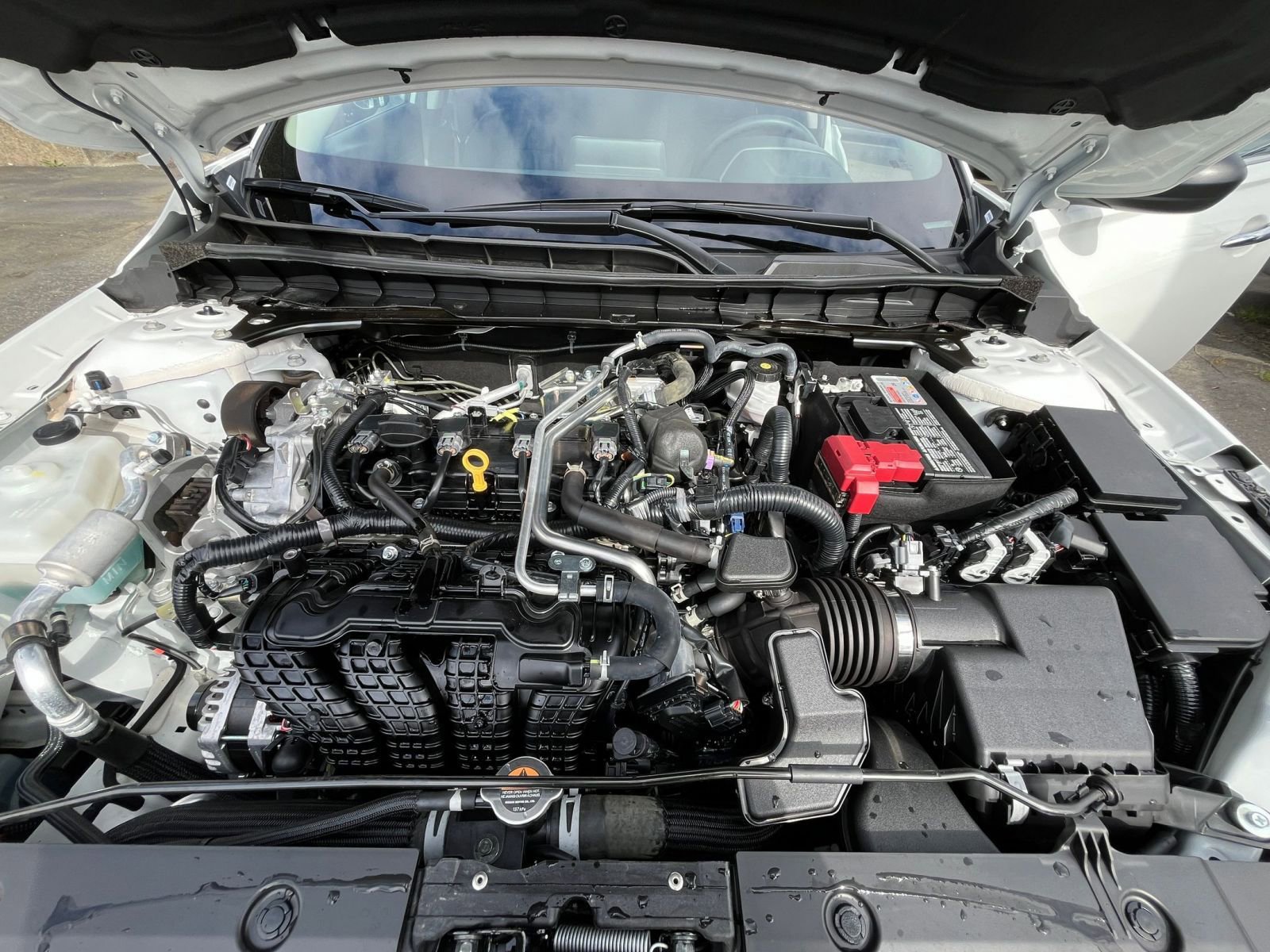 Used 2025 Nissan Altima 2.5 SV FWD image 33