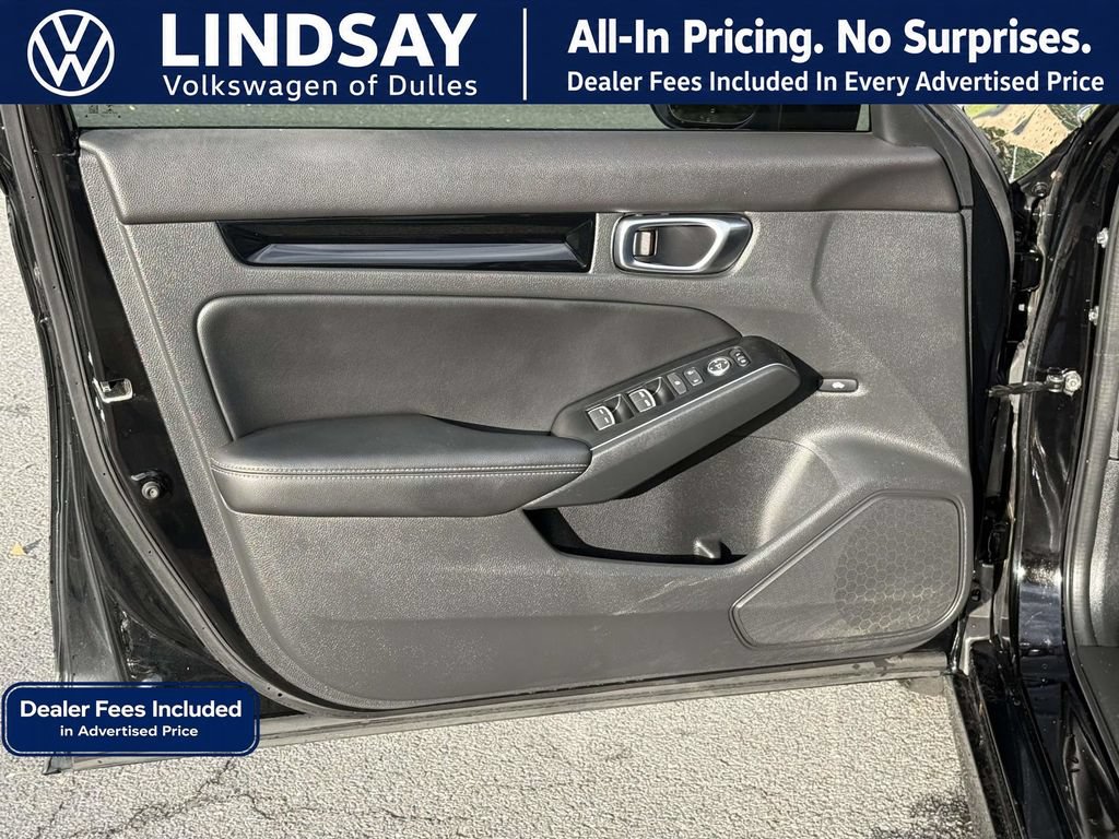 Used 2022 Honda Civic Touring image 9
