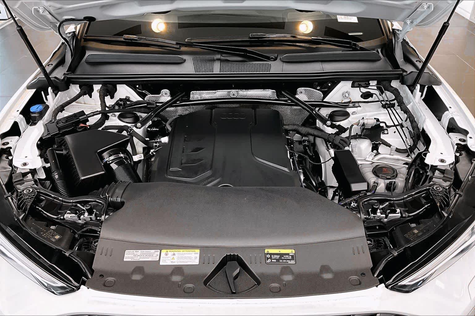 Used 2025 Audi Q5 Premium AWD/4WD image 30