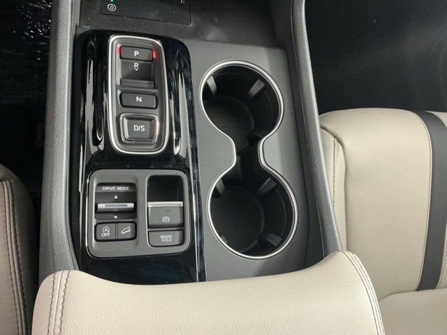 New 2026 Honda Pilot Touring image 17