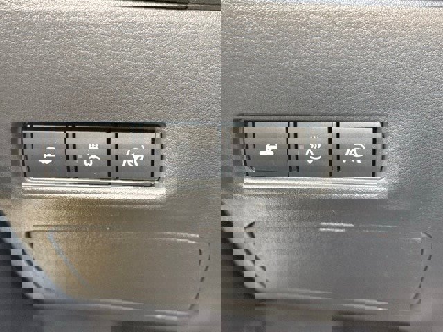 New 2026 Nissan Sentra SR w/ SR Premium Package image 30