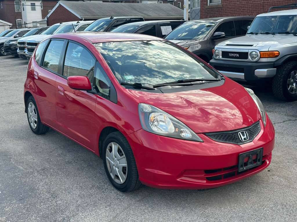 Used 2013 Honda Fit image 1