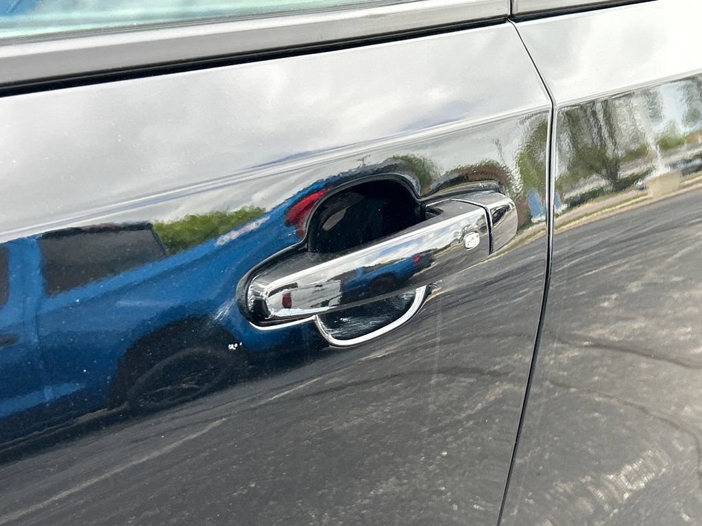 Certified 2023 GMC Terrain AT4 AWD/4WD image 15