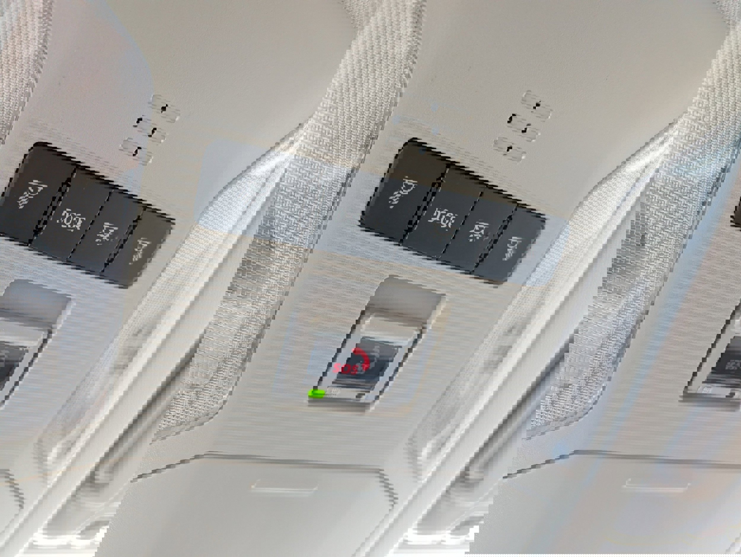 New 2025 Toyota RAV4 XLE image 13