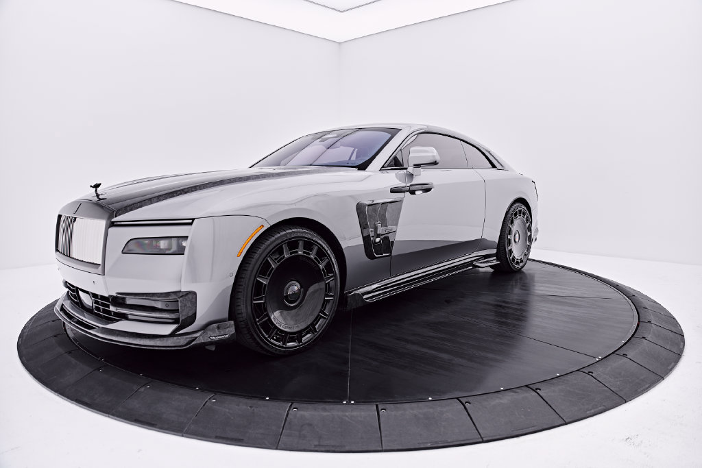 Used 2025 Rolls-Royce Spectre Black Badge AWD/4WD image 13