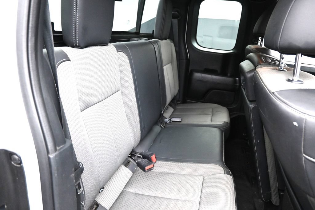 Used 2021 Nissan Titan S w/ S Utility Package RWD image 27
