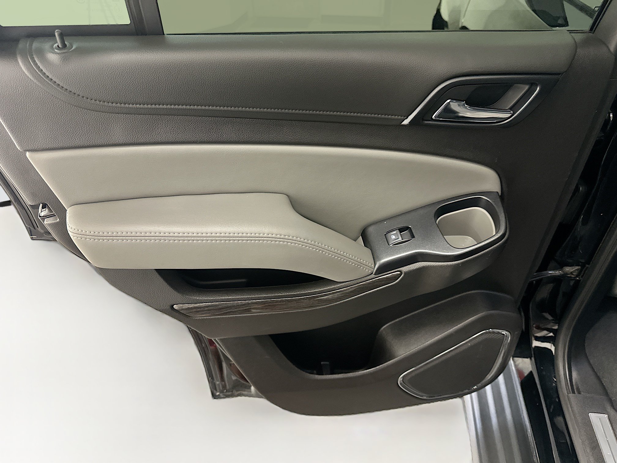 Used 2019 Chevrolet Tahoe LT AWD/4WD image 26