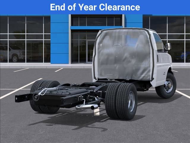 New 2025 Chevrolet Express 4500 w/ Power Convenience Package image 4