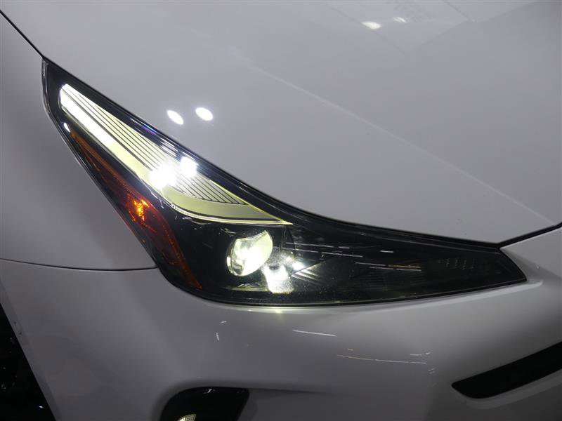 Used 2022 Toyota Prius AWD image 15