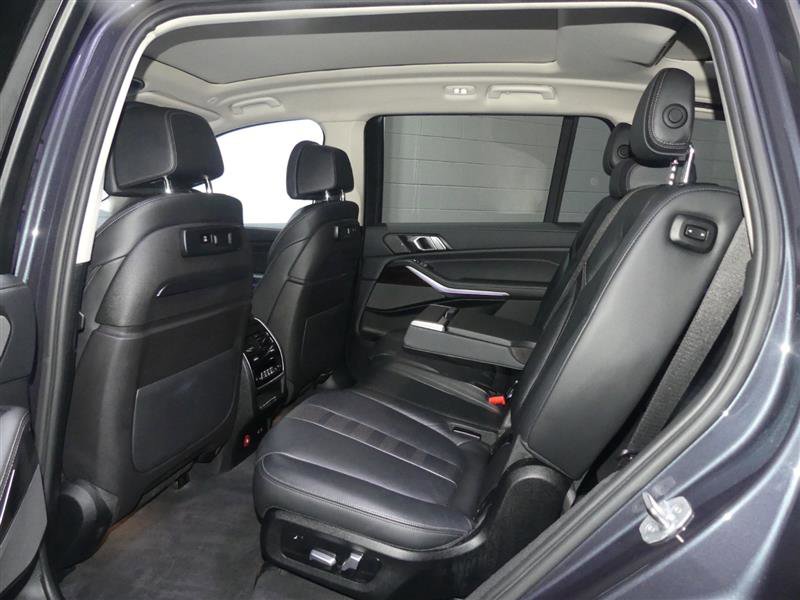 Used 2020 BMW X7 xDrive40i w/ Premium Package image 26