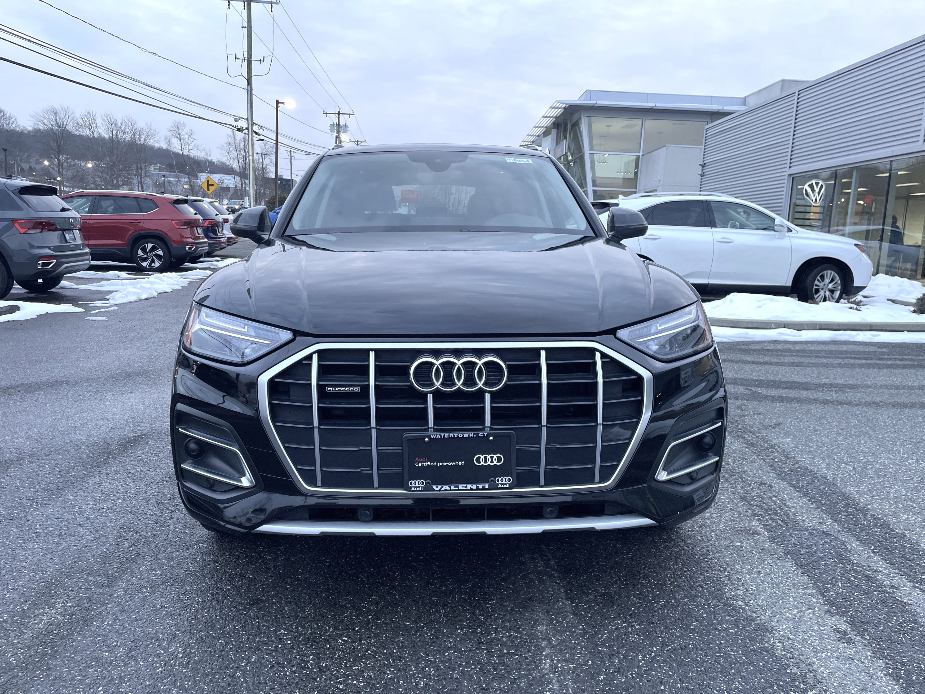 Certified 2023 Audi Q5 2.0T Premium w/ Convenience Package image 2