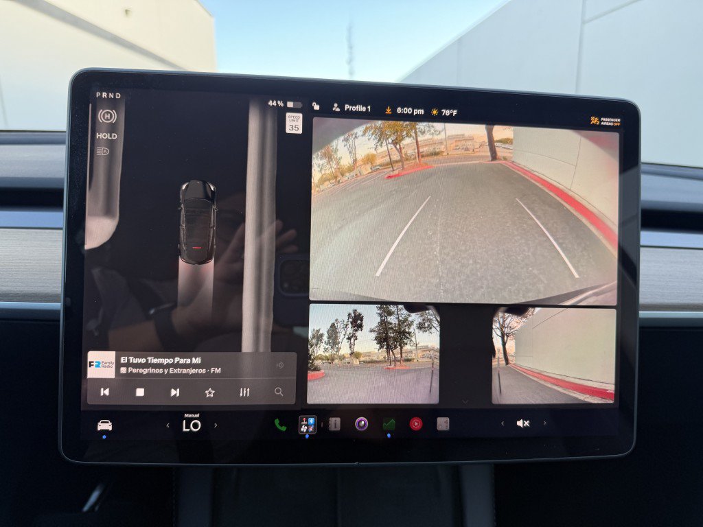 Used 2022 Tesla Model Y Long Range AWD/4WD image 17