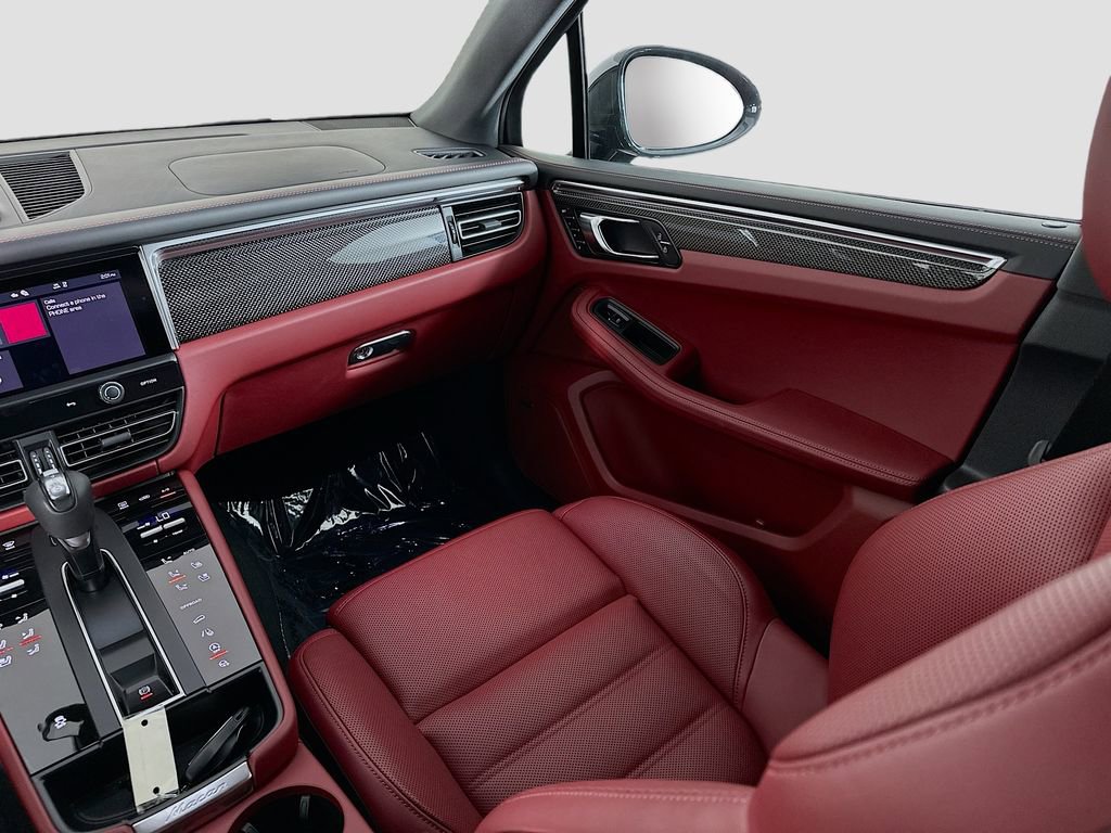 New 2025 Porsche Macan image 25