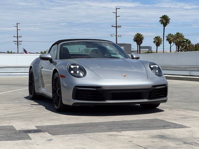Used 2021 Porsche 911 Targa 4S AWD/4WD image 4