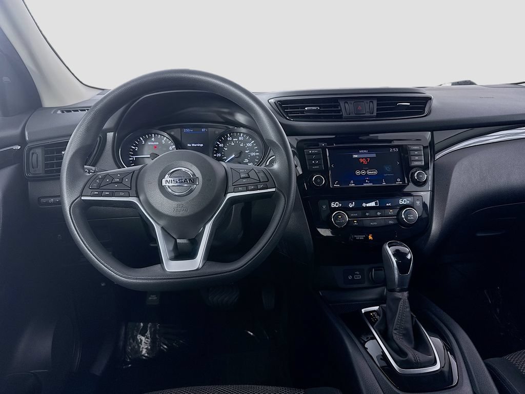 Used 2020 Nissan Rogue Sport SV AWD/4WD image 24