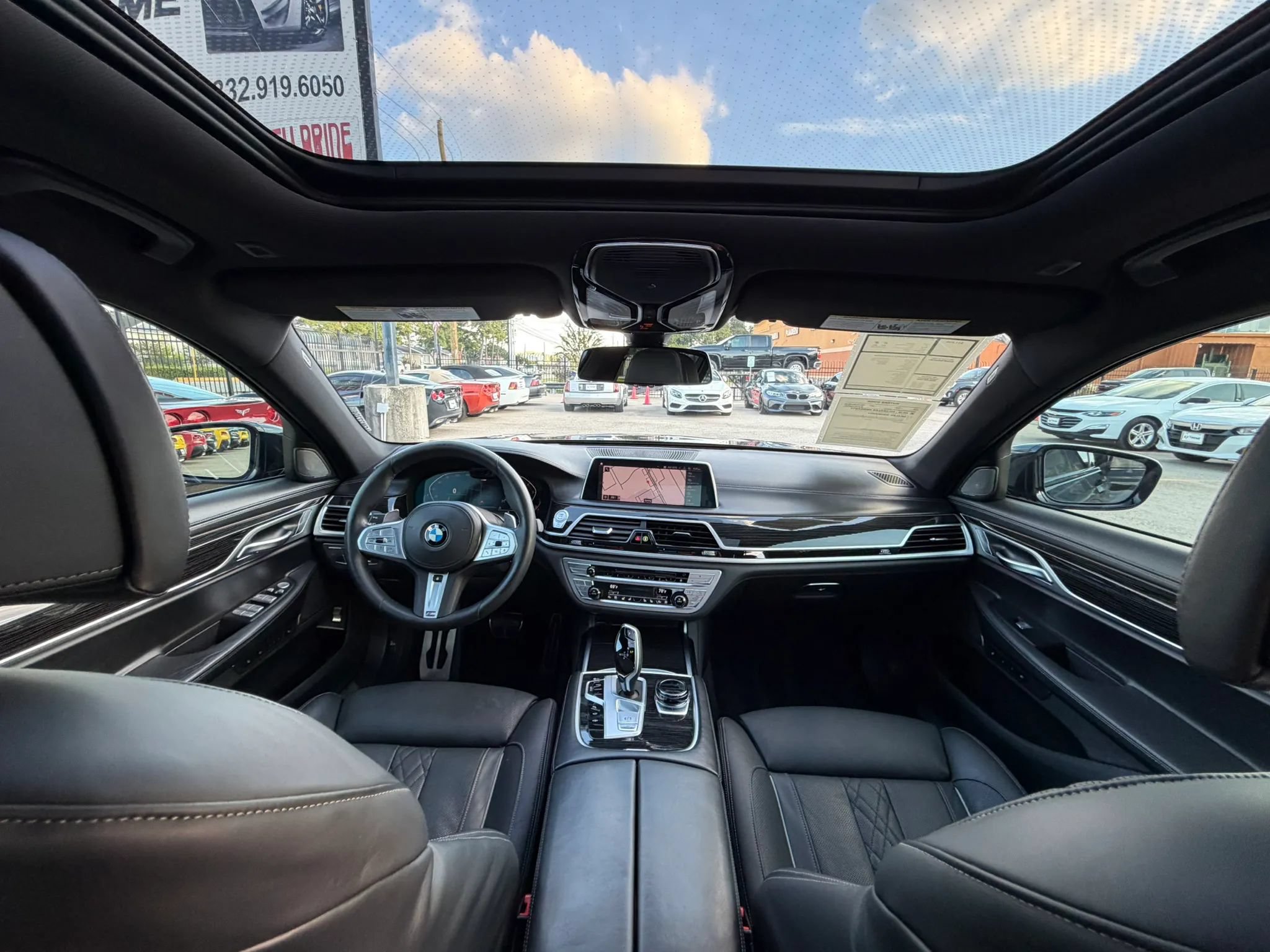 Used 2020 BMW 750i xDrive w/ Autobahn Package AWD/4WD image 27