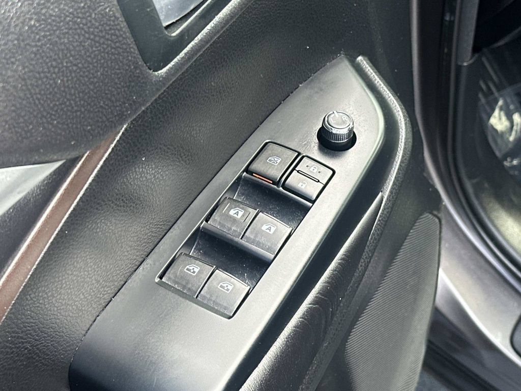 Used 2016 Toyota Highlander XLE FWD image 21