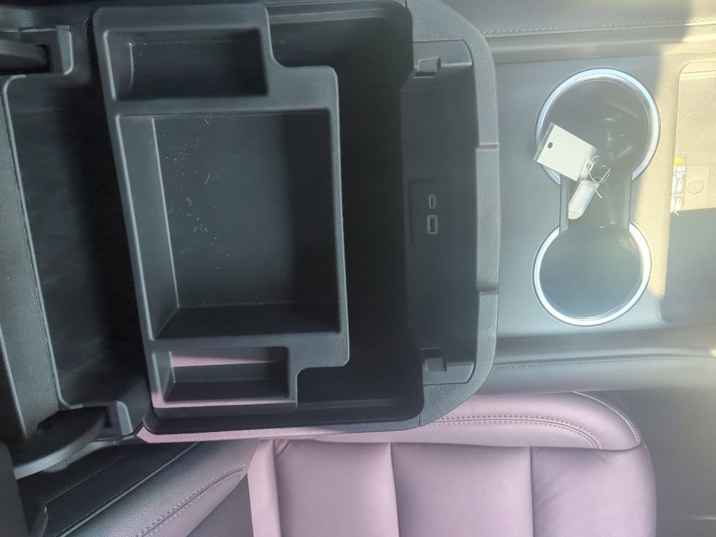 Used 2023 Chevrolet Tahoe Z71 w/ Z71 Off-Road Package image 28