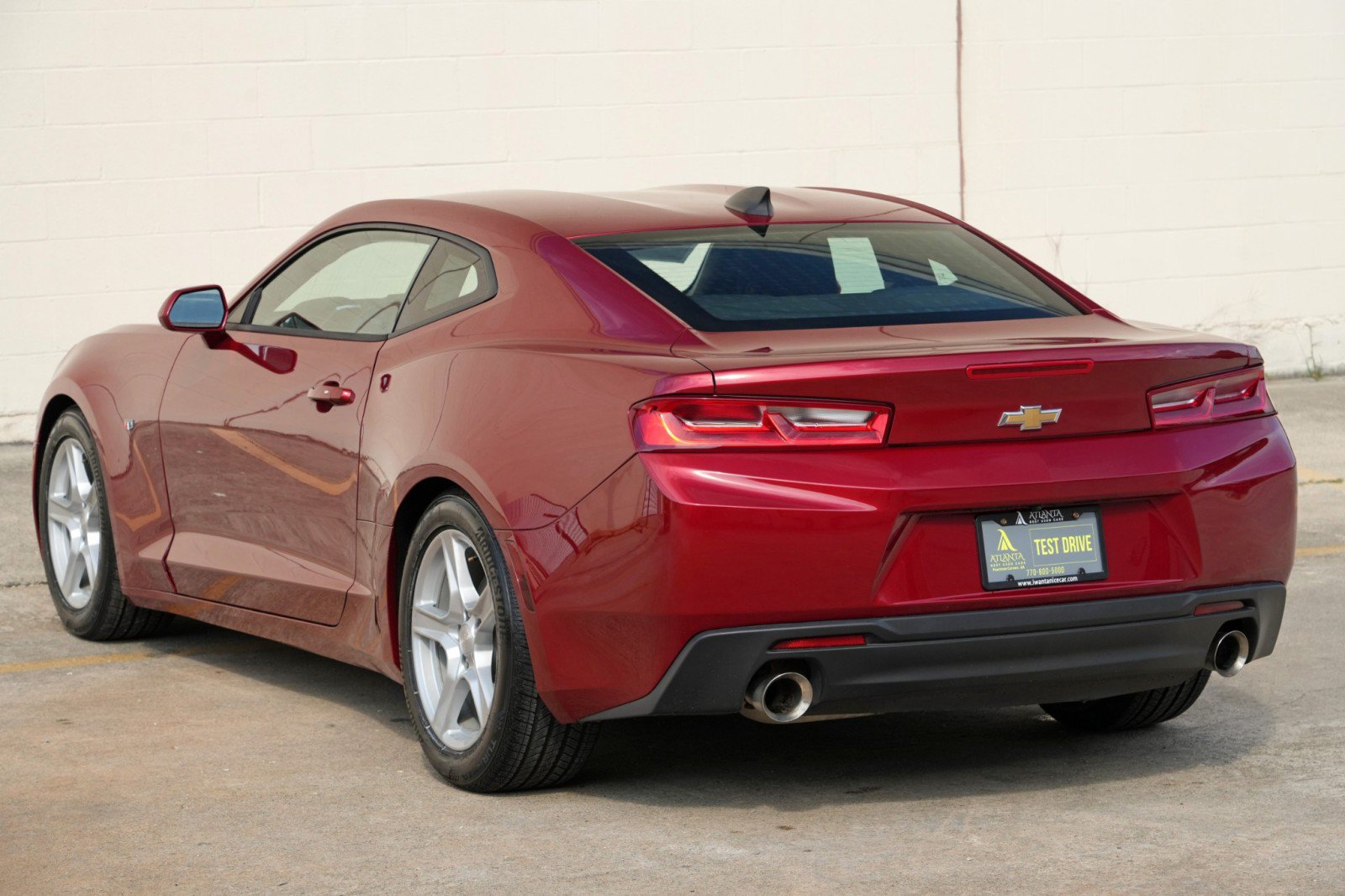 Used 2017 Chevrolet Camaro LT RWD image 38
