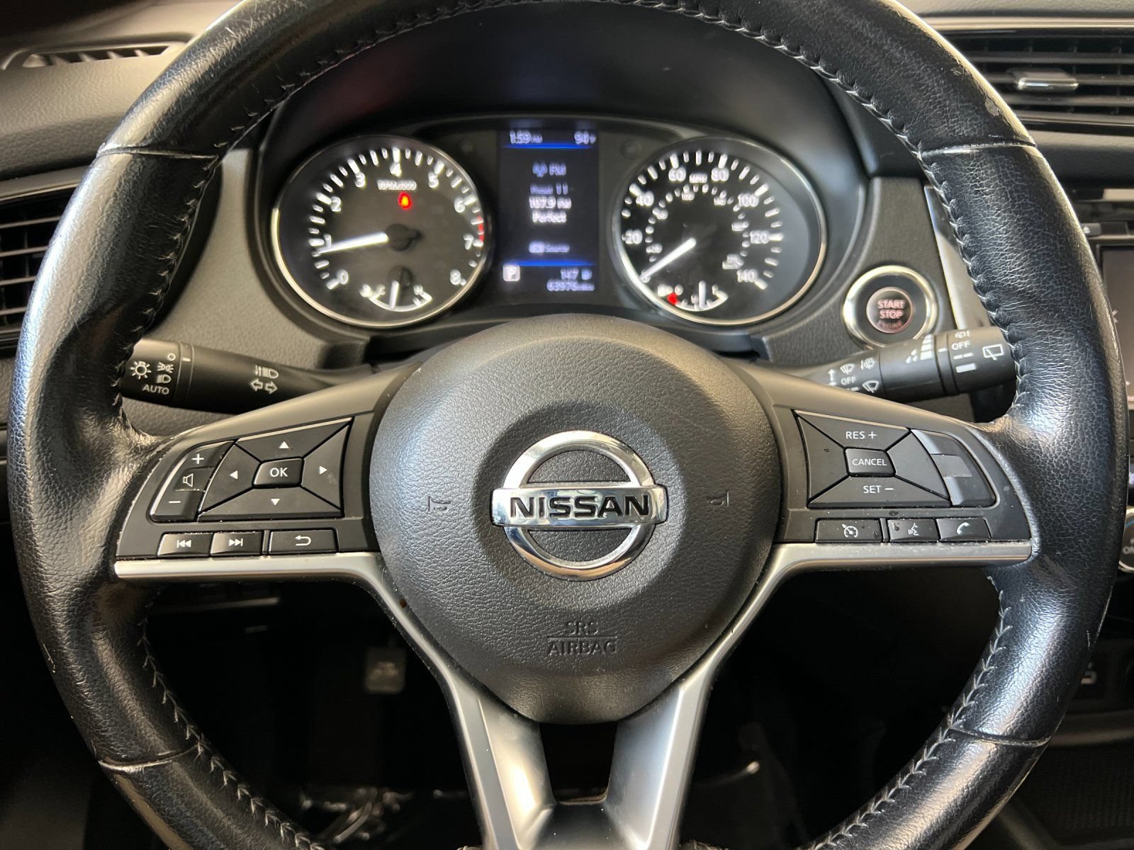 Used 2020 Nissan Rogue SV FWD image 22