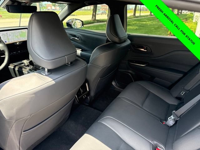 Used 2024 Toyota Crown Platinum AWD/4WD image 38