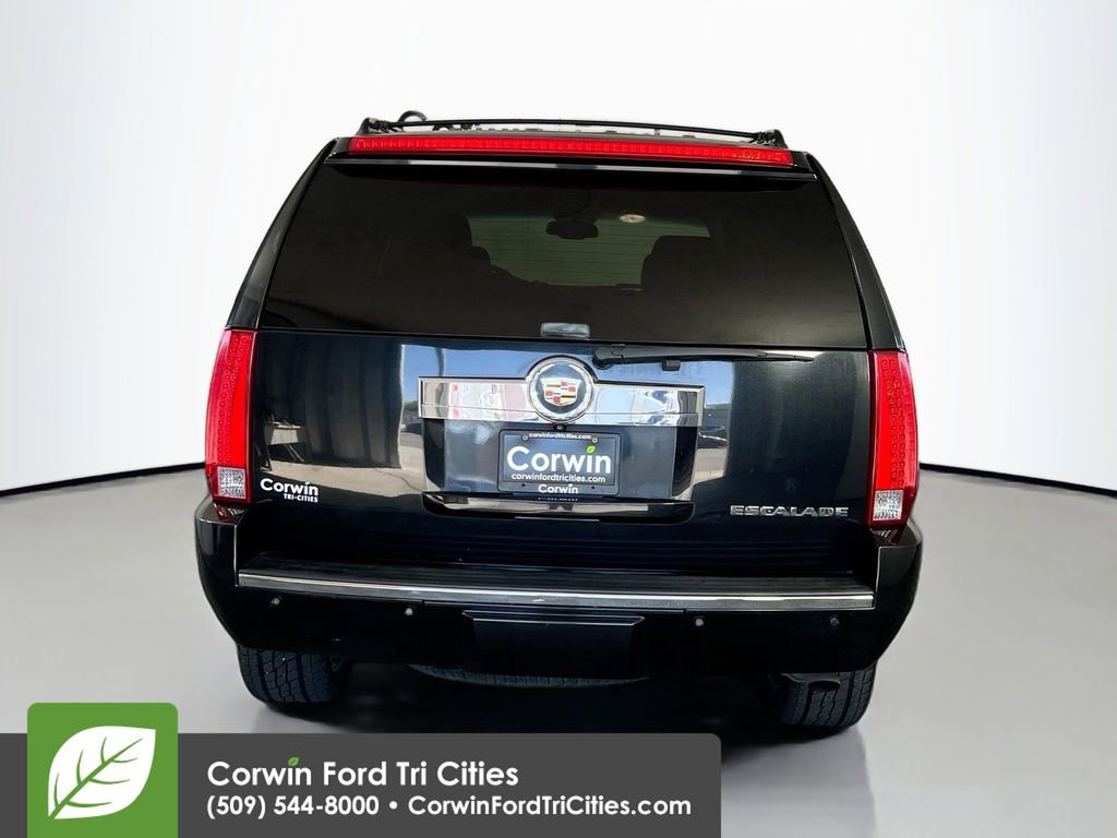 Used 2013 Cadillac Escalade Luxury image 13