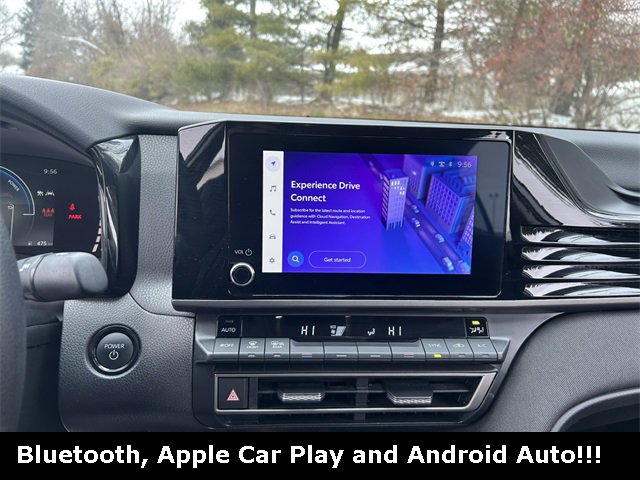 Used 2025 Toyota Camry LE image 4