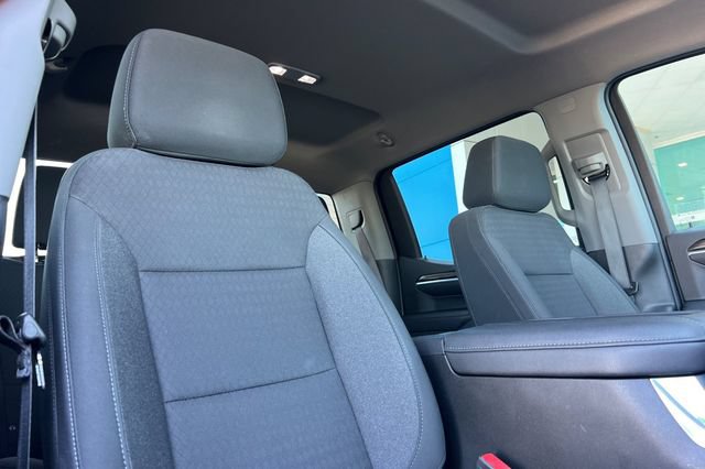 Used 2022 Chevrolet Silverado 1500 LT AWD/4WD image 20