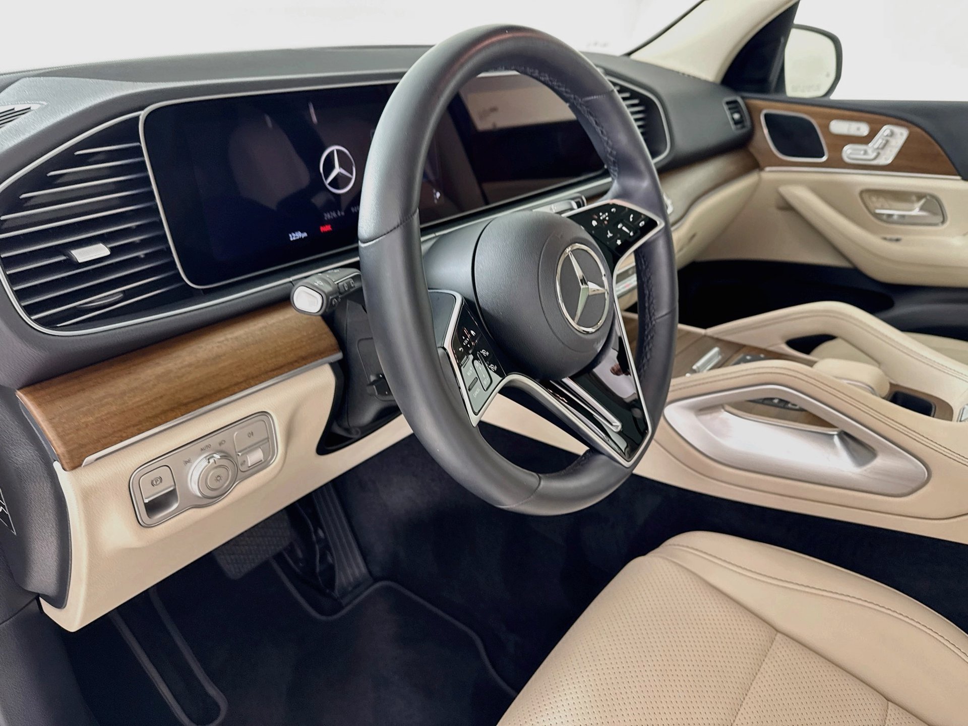 Certified 2026 Mercedes-Benz GLE 350 4MATIC image 10