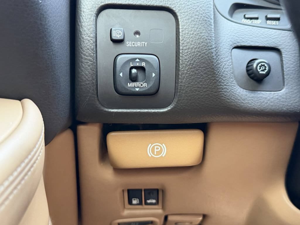 Used 2006 Lexus SC 430 Convertible RWD image 26